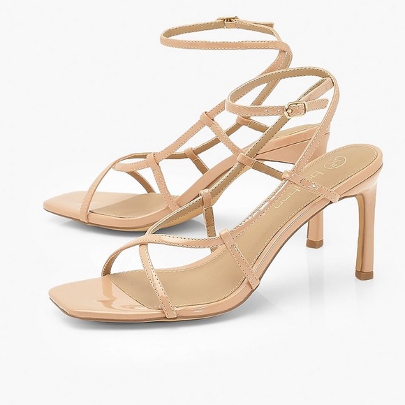 Heels - Picture 2 of 3